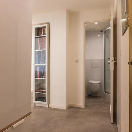 3-br Terrace Steps From Beaches Apartamento *