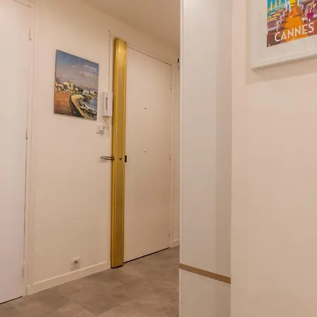 3-br Terrace Steps From Beaches Apartamento Cannes