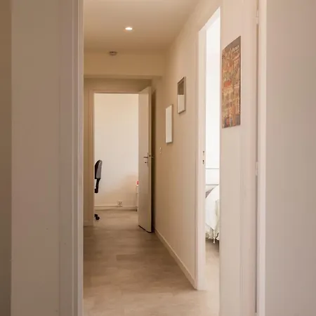 Apartamento 3-br Terrace Steps From Beaches