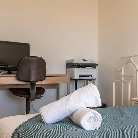 Apartamento 3-br Terrace Steps From Beaches *