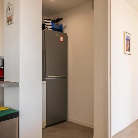 Apartamento 3-br Terrace Steps From Beaches *
